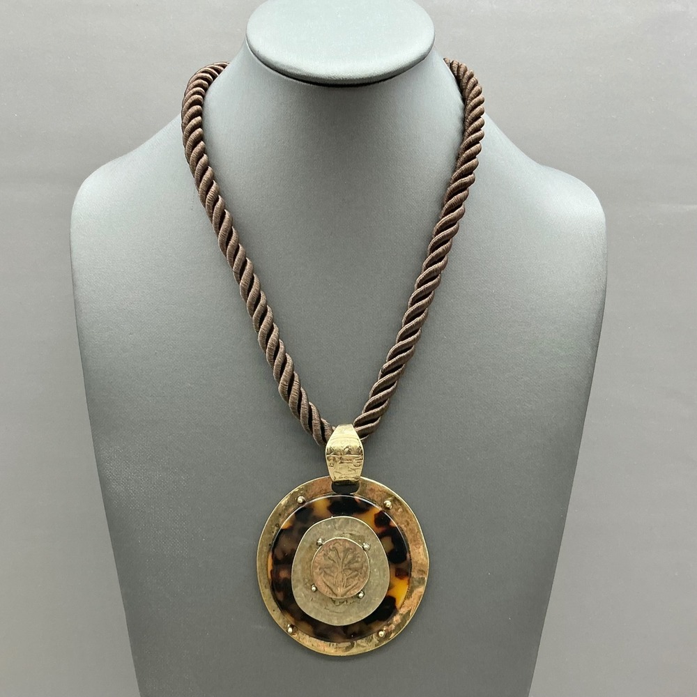 Chico's Necklace Women Brown Gold Tortoise Shell Pendant Rope Cord Statement